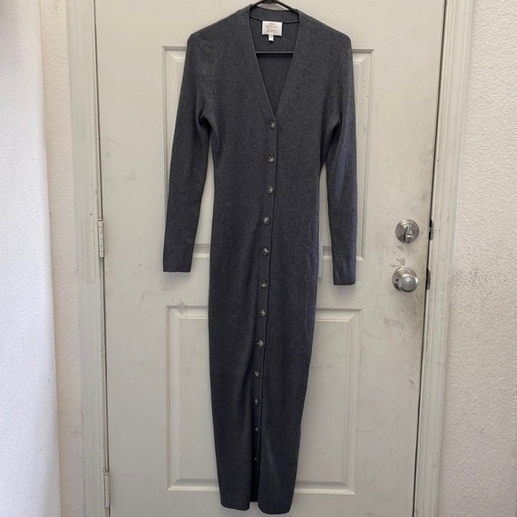 Torn By Ronny Kobo Vianne Wool Rib Knit Button Down Midi Sweater Dress Gray sz L - Picture 3 of 11